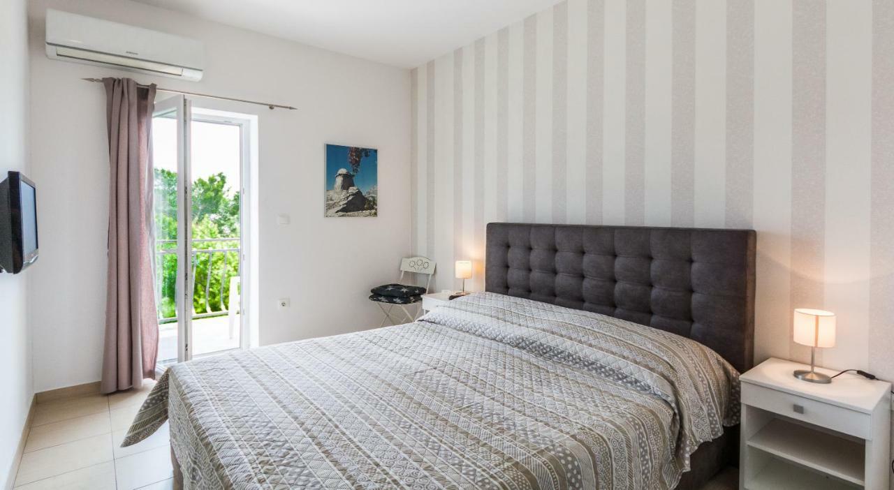 Rooms & Apartments Bruno Стобреч Екстер'єр фото